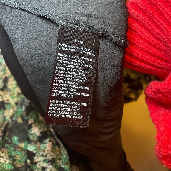 NWT White House Black Market Smocked Blouson Dress- Little Lead Burnout - Picture 16 of 16